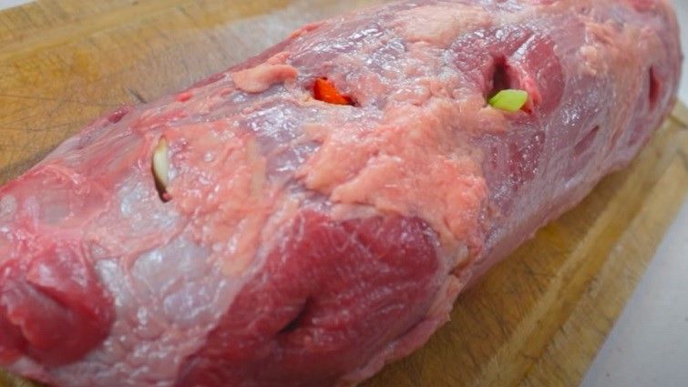 Carne rellena con verduras para la carne mechada