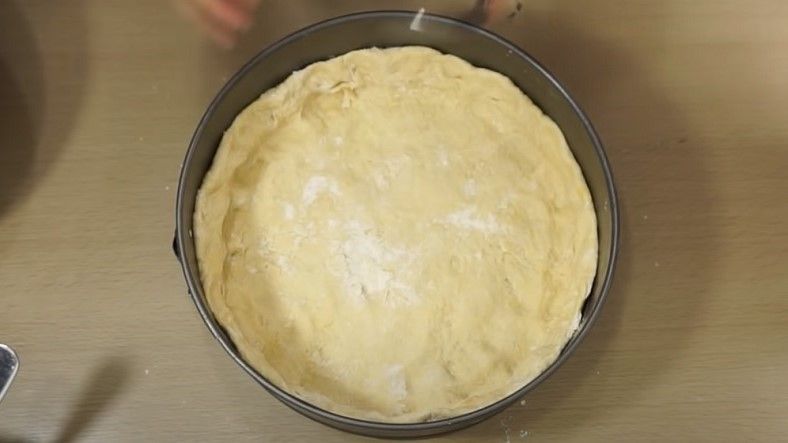Masa del Kuchen en el molde