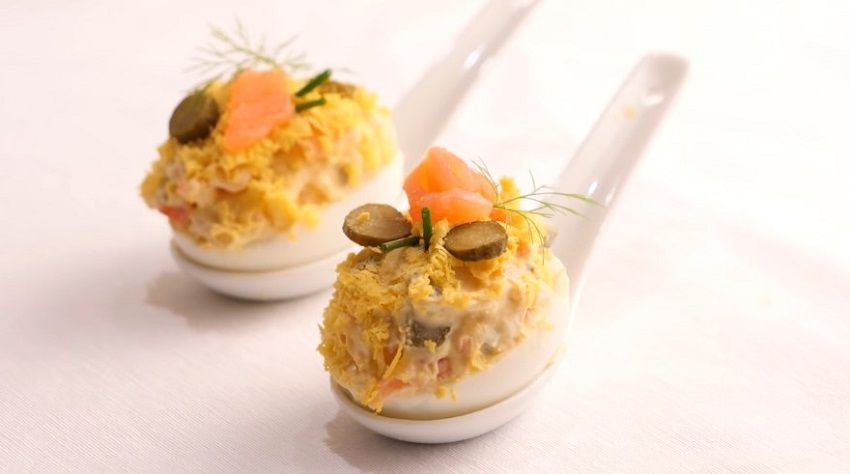 Receta de HUEVOS RELLENOS