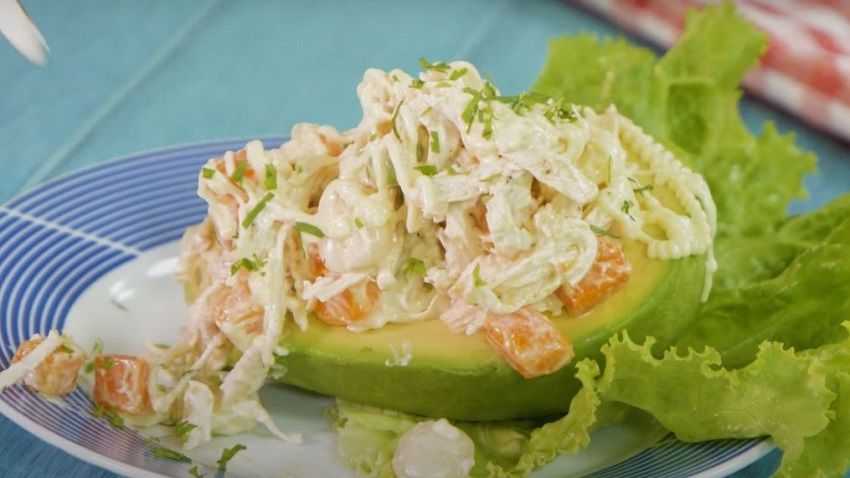 Receta de palta rellena con pollo chileno